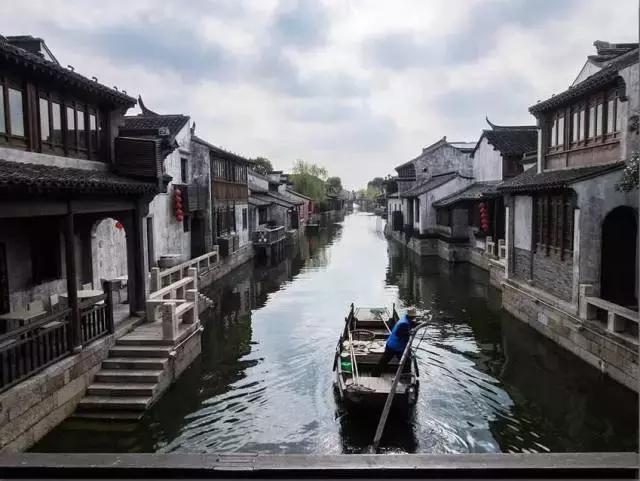 结婚没要彩礼钱，剖腹产生男孩，公婆说不要神经病，叫儿子再婚容不容易再结婚？